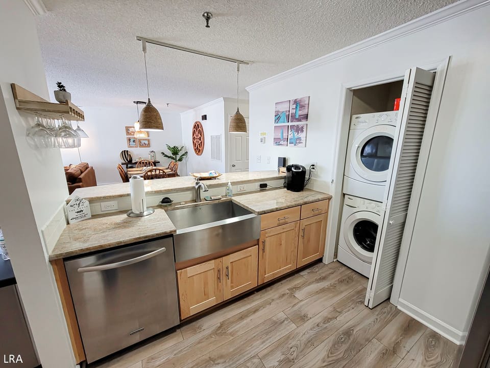 Kitchen-22