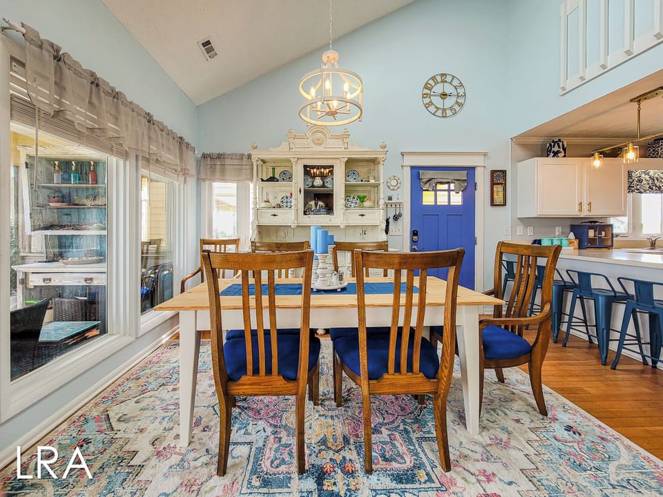 Dining Room - 21
