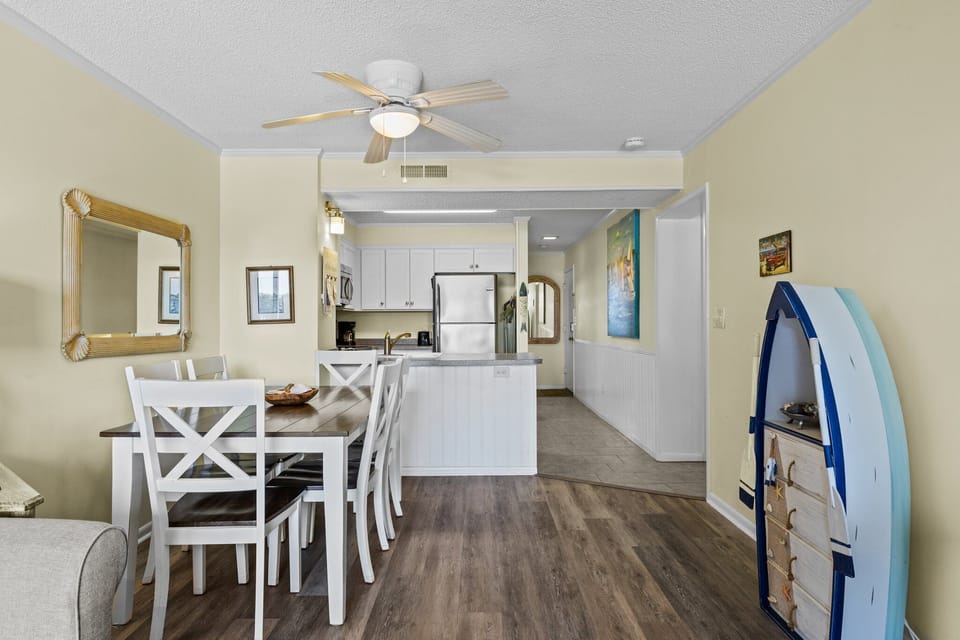 Open Dinning Room - New Flooring In The Open Dinning Room