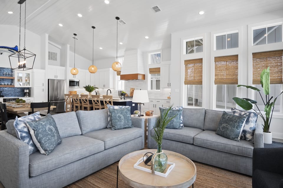 2nd Floor Living Area