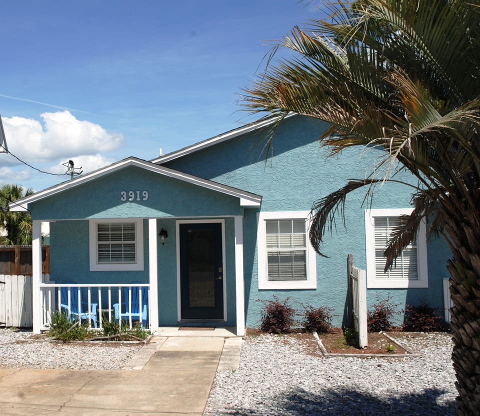 Our Beach Cottage is a single level 2 BR 2 BA (1/2  Duplex) with a fenced yard.