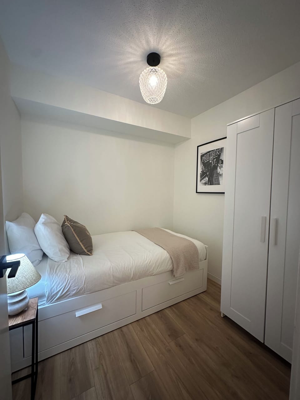 Perfectly Located Quality Downtown Home Apartment in Victoria