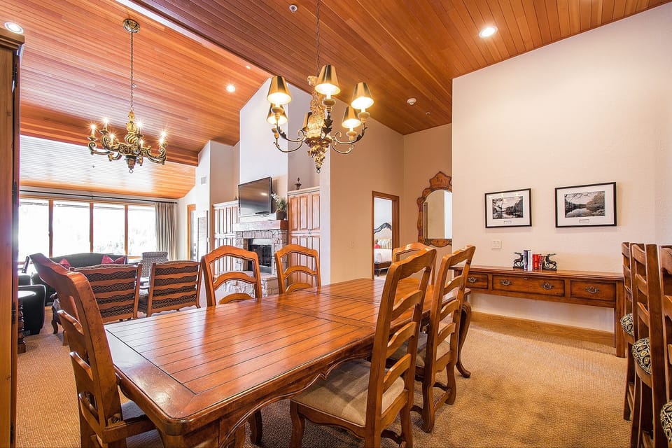 Hardwood, Flooring, Chair, Furniture, Floor