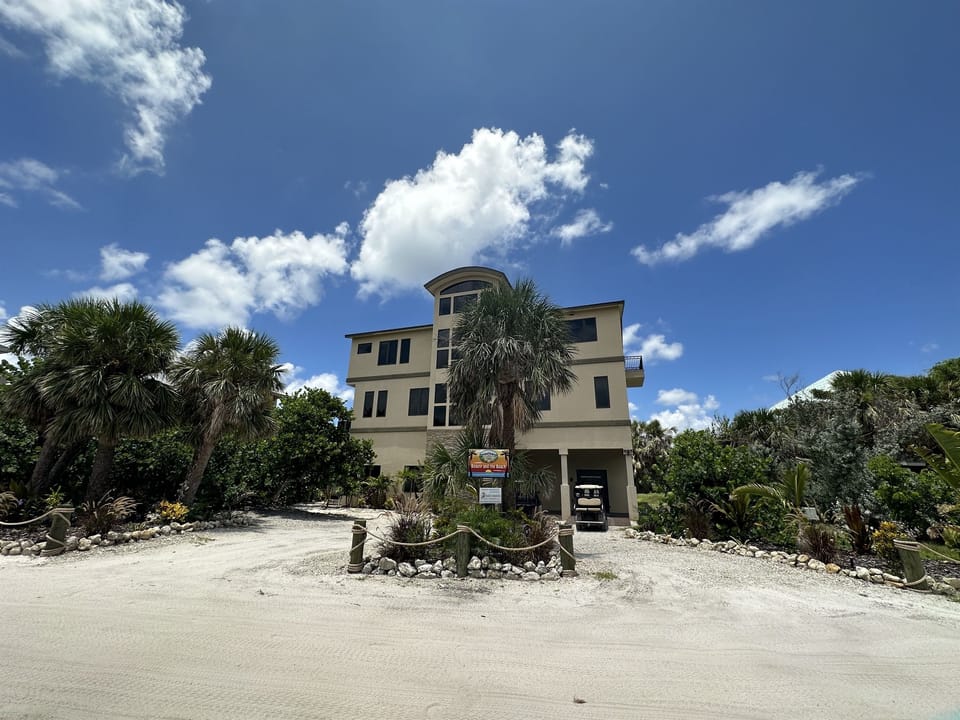 Welcome to Beauty and the Beach!