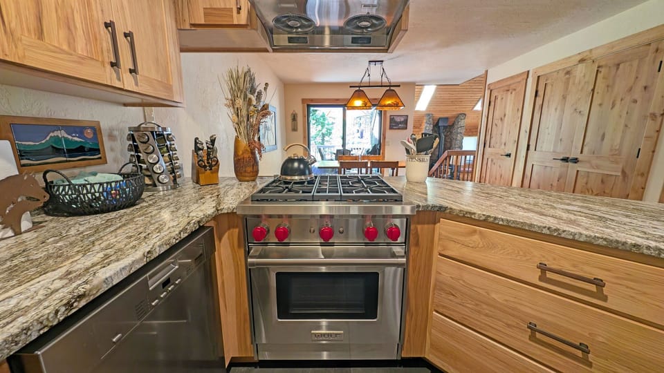 East Butte 14 Kitchen