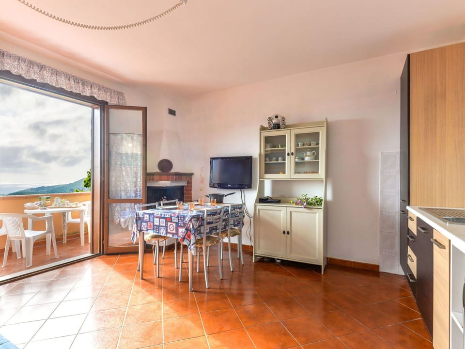 Property, Furniture, Cabinetry, Wood, Television, Kitchen, Home Appliance, Lighting, Living Room, Interior Design
