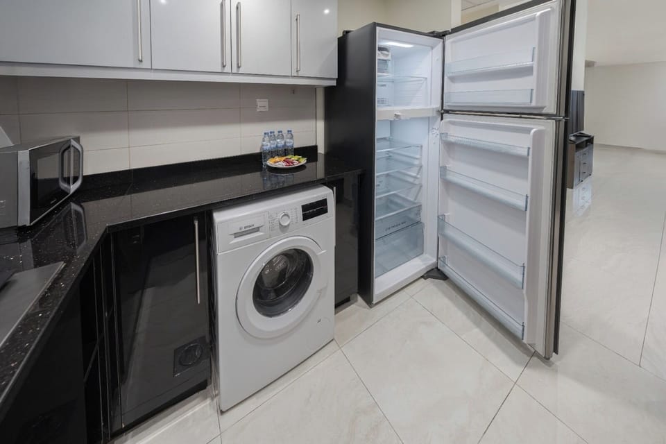 Fully equipped kitchen.