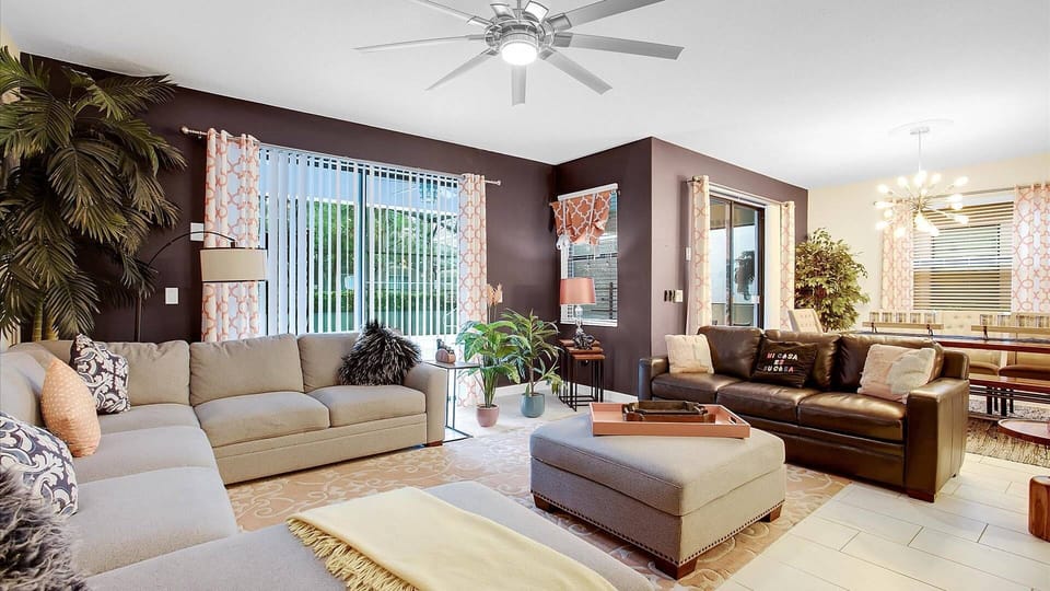 Living Room (Angle 2)