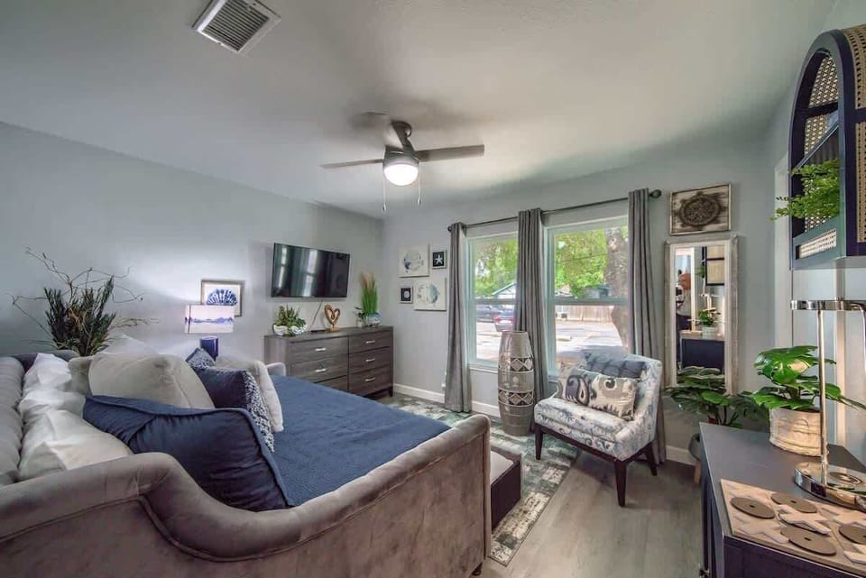 3rd bedroom with full and twin trundle