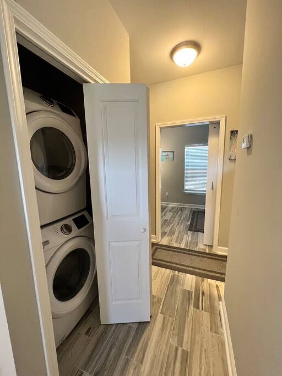 Full size washer and dryer in hallway