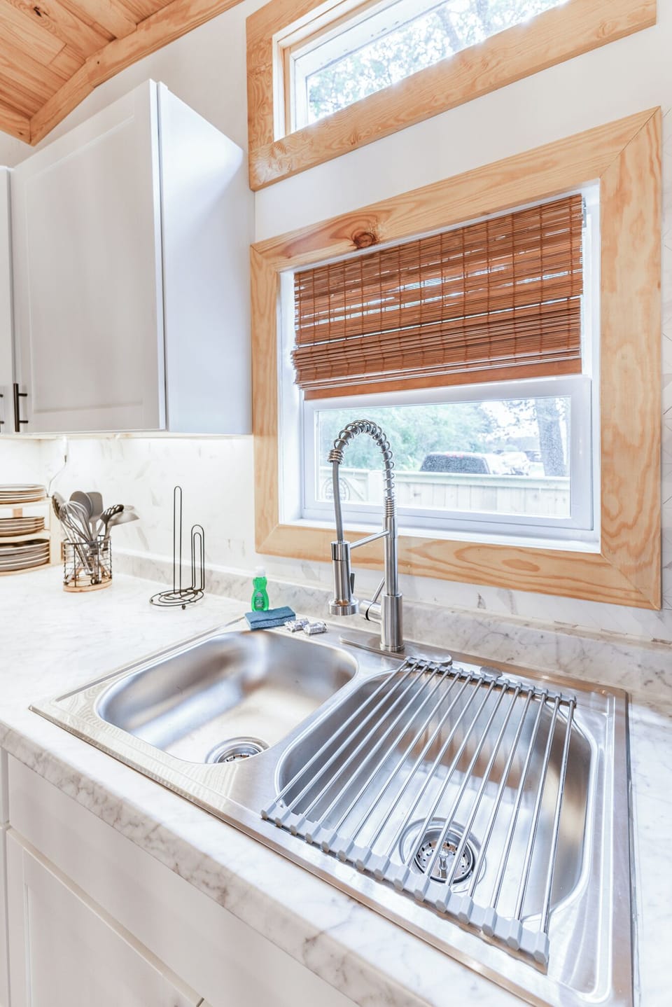 We make sure our guests have everything they need! Dish soap and sponges.