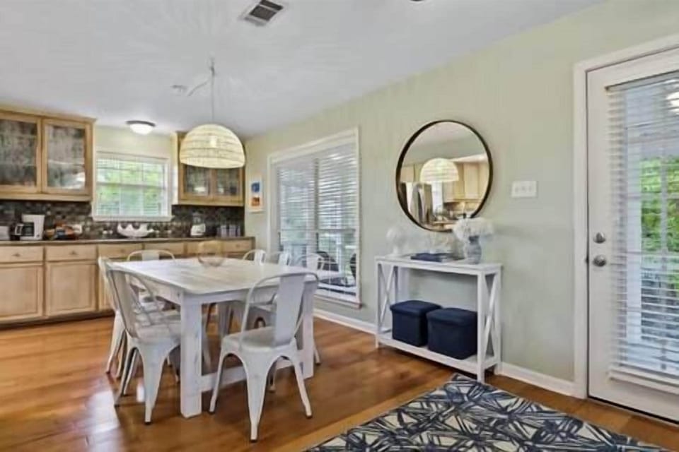 0730d4ba 455e 4e0e 9622 403ac7164a3a