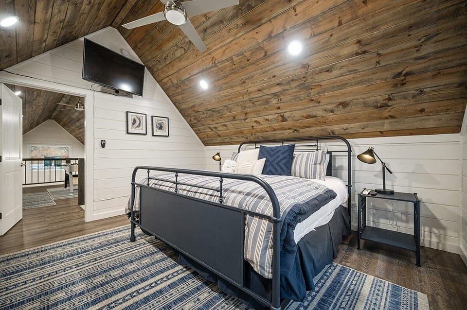 BlueTranquility-2bedroom-1