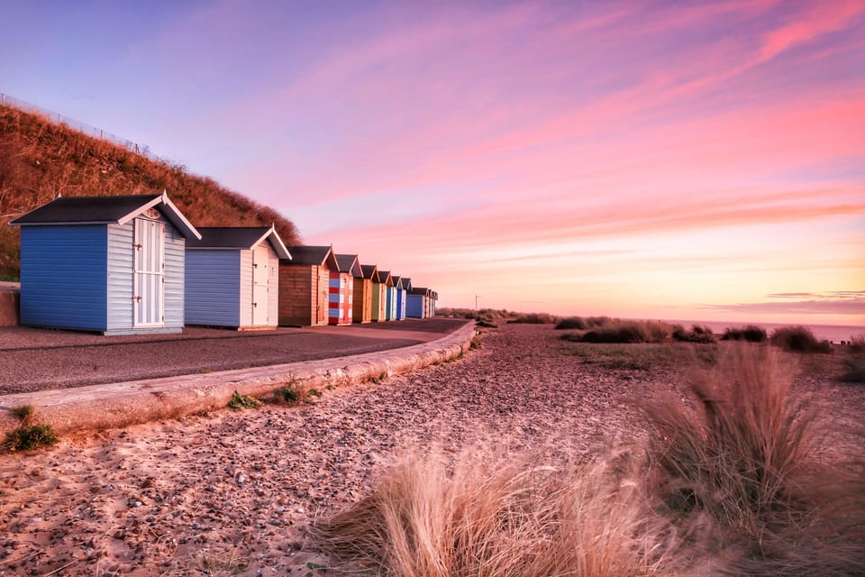 Sunrise on Pakefield prom just 2 min walk away from Avocet