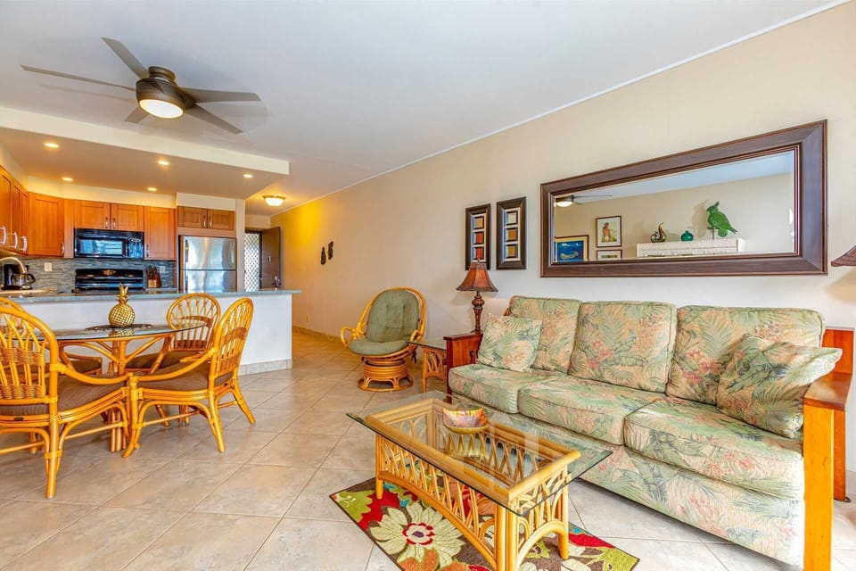 Living and dining area of C603