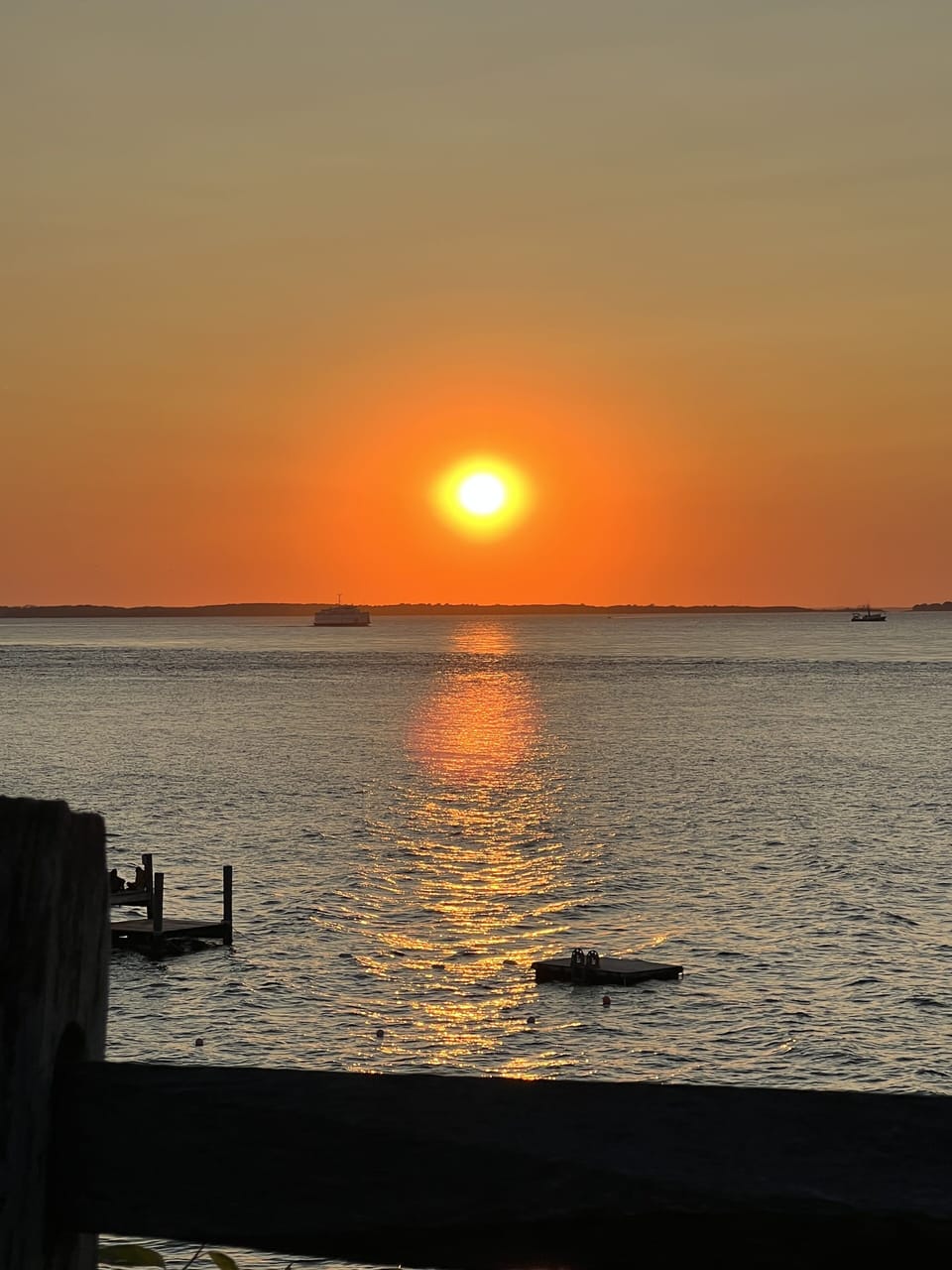Sunset west chop overlook 