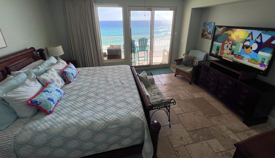 Master Bedroom with View of Gulf and Balcony Access - King Size Bed