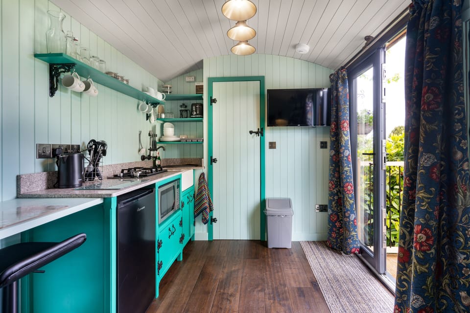 Shepherd's Hut