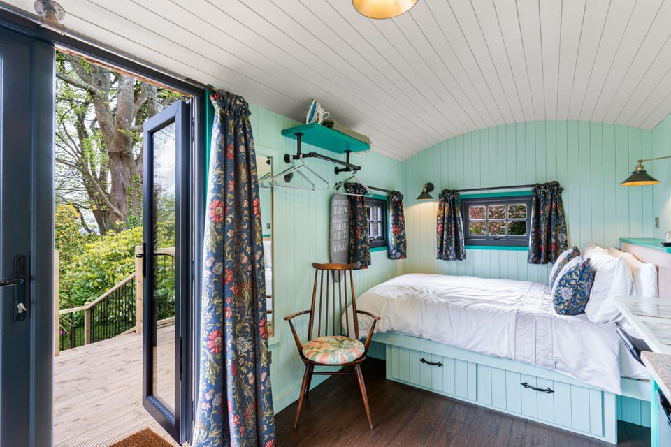 Shepherd's Hut