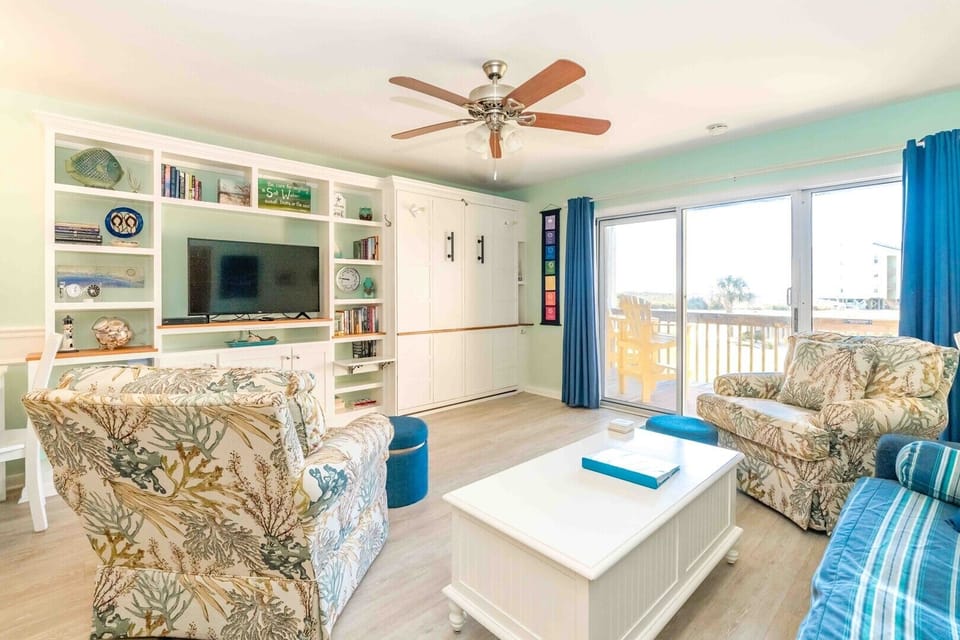 Living Area with Queen Murphy Bed