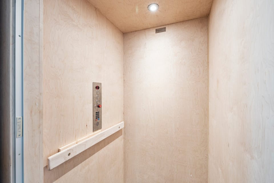 Elevator