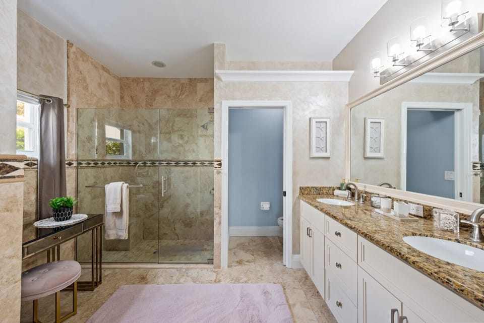 Master bath.