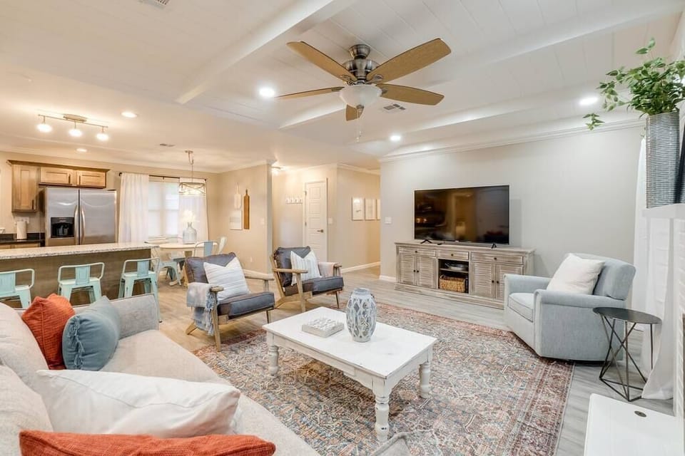 Open Living Area