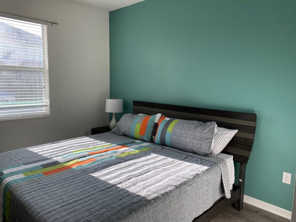 Bedroom 14 King Upstairs private bathroom 