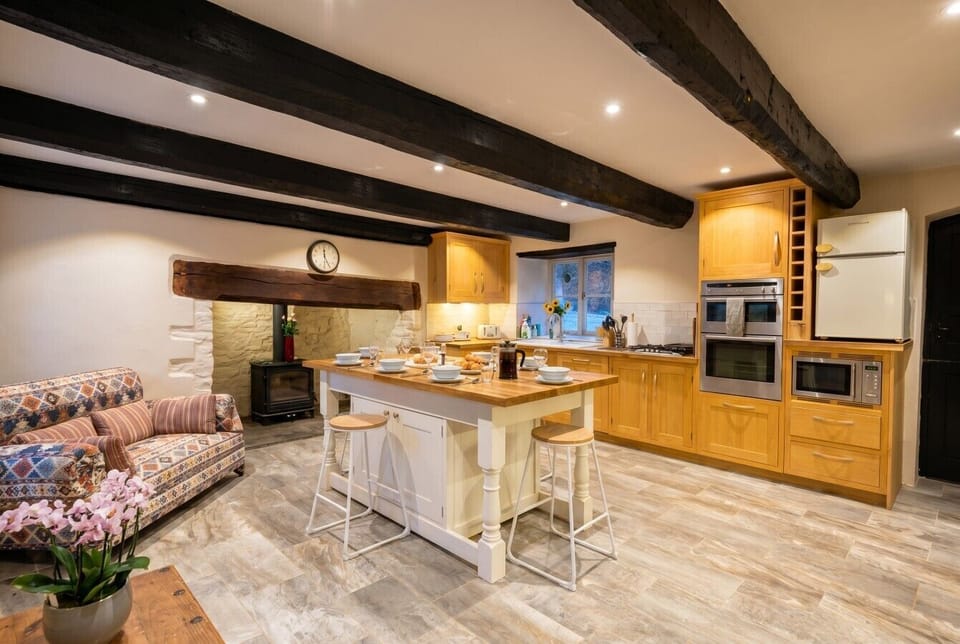 Modern appliances meet farmhouse charm in this great entertaining kitchen.
