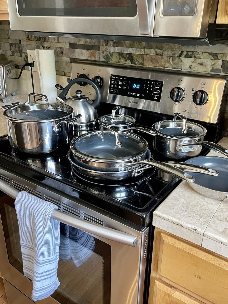 Stainless steel non-stick pots and pans