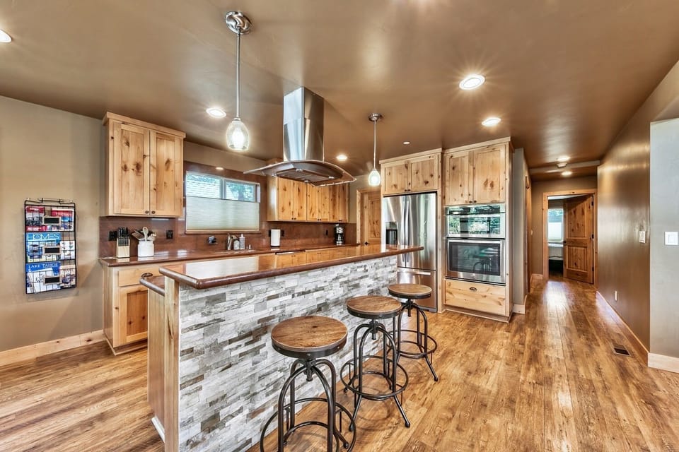 Breakfast bar