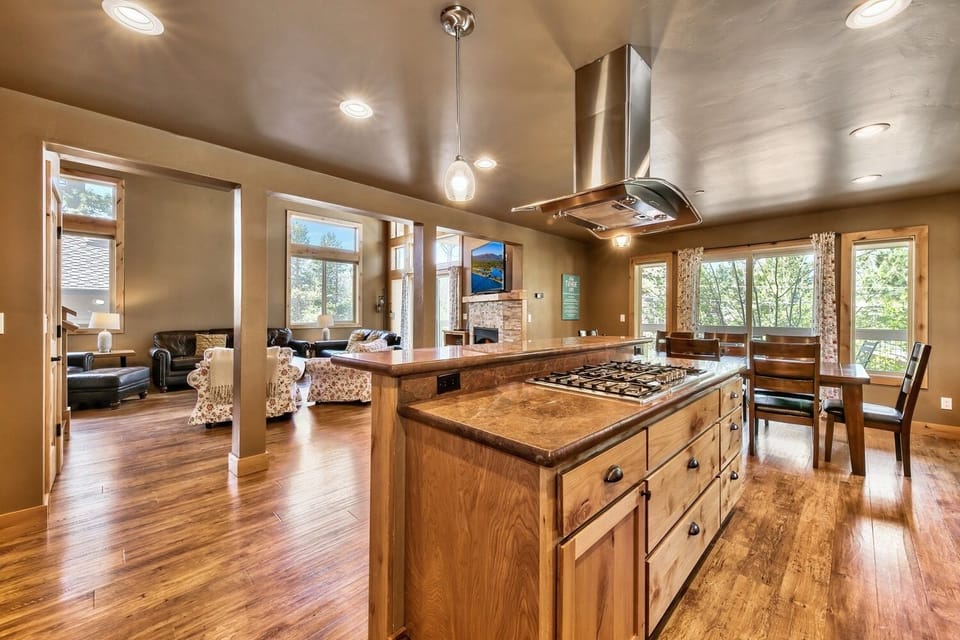 Fully stocked gourmet kitchen