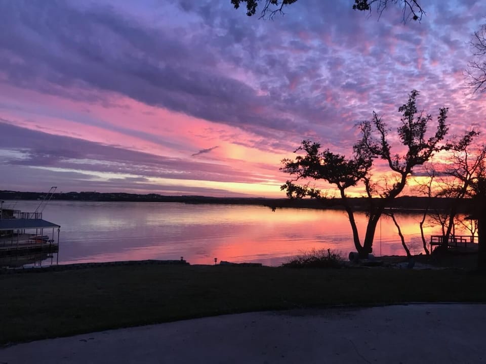 Sunsets are beautiful