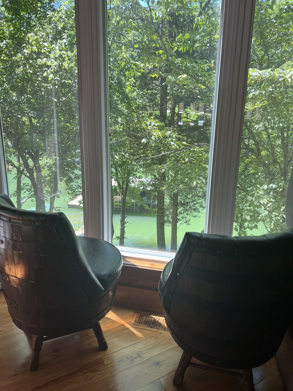 Fireplace sitting area. Chairs from Jack Daniels distillery, only minutes away!
