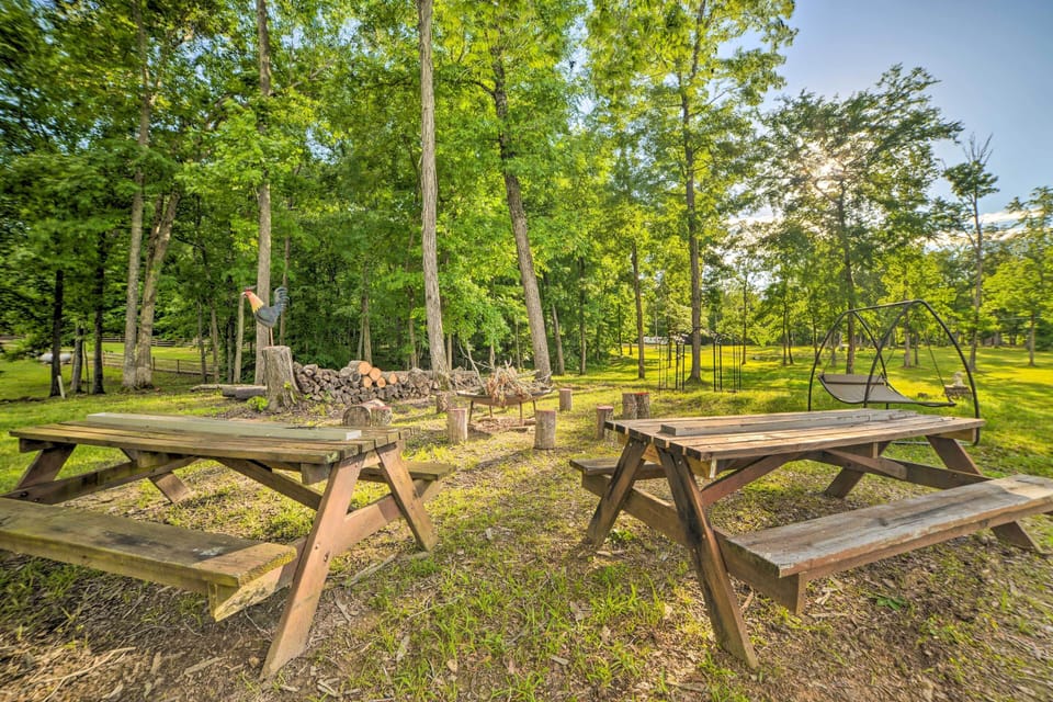 Backyard | Fire Pit | Outdoor Seating