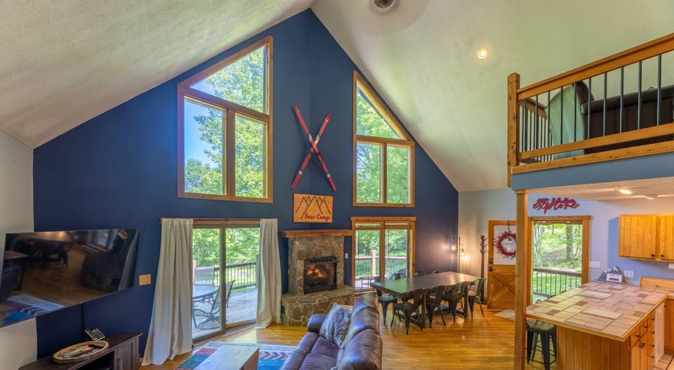 Elevation Vacation Rentals - Base Camp - Slatyridge - Snowshoe (1)