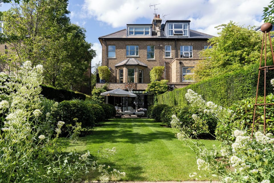 View of house and garden 