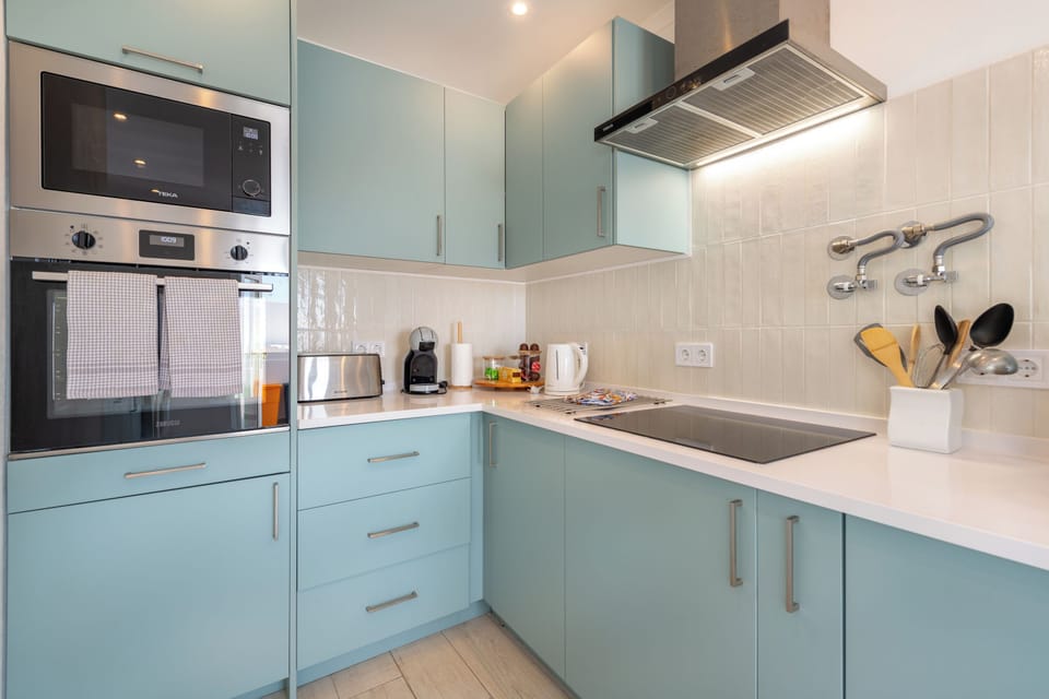 Downstairs kitchen
