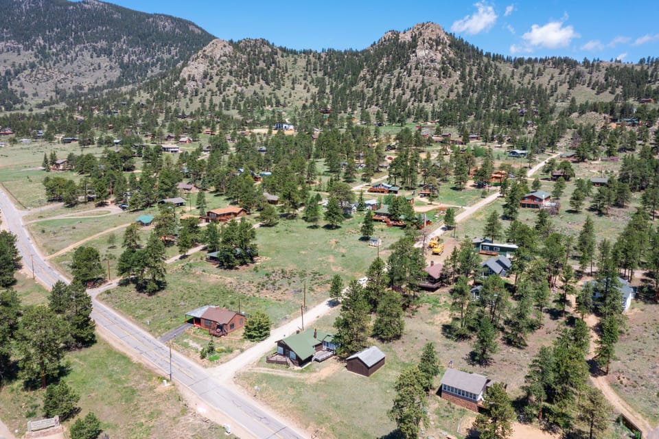 Spacious neighborhood