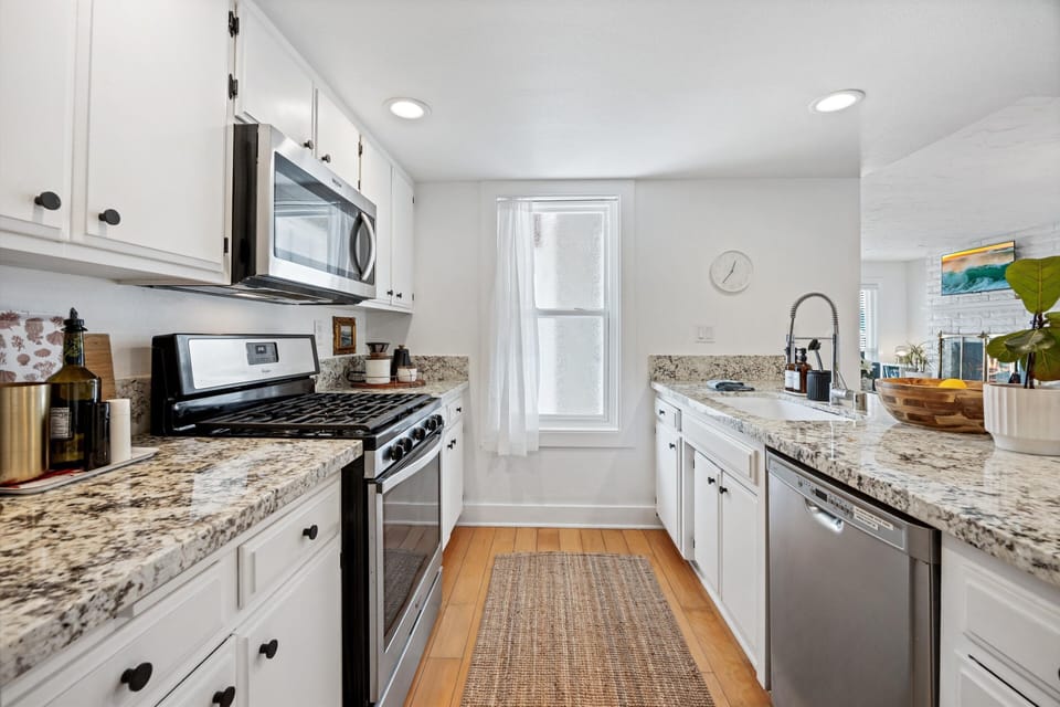 Lovely kitchen with all the amenities.