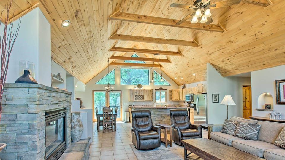 Living Area | Open Layout