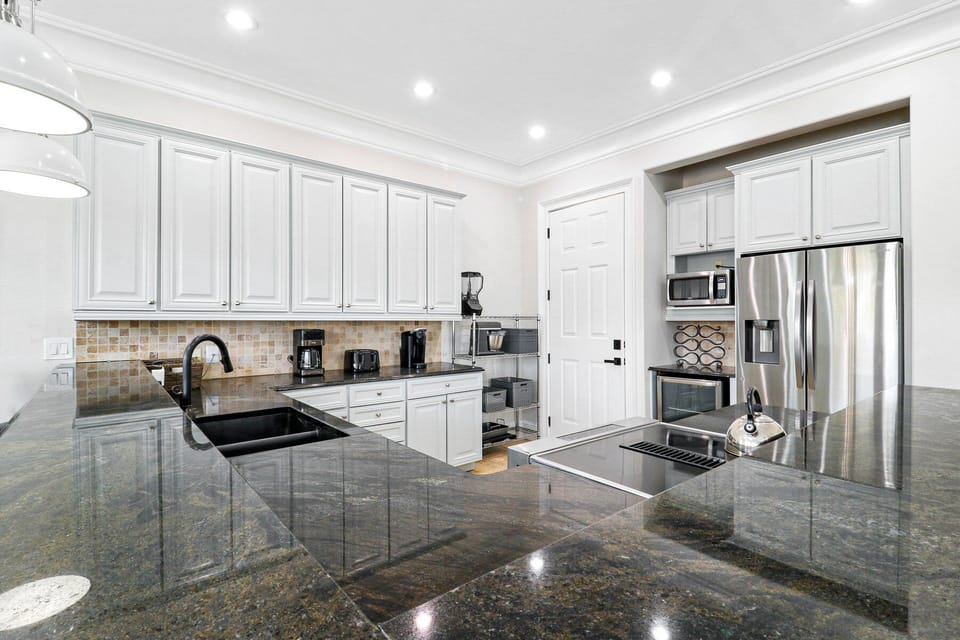 Additional wine fridge and garage access