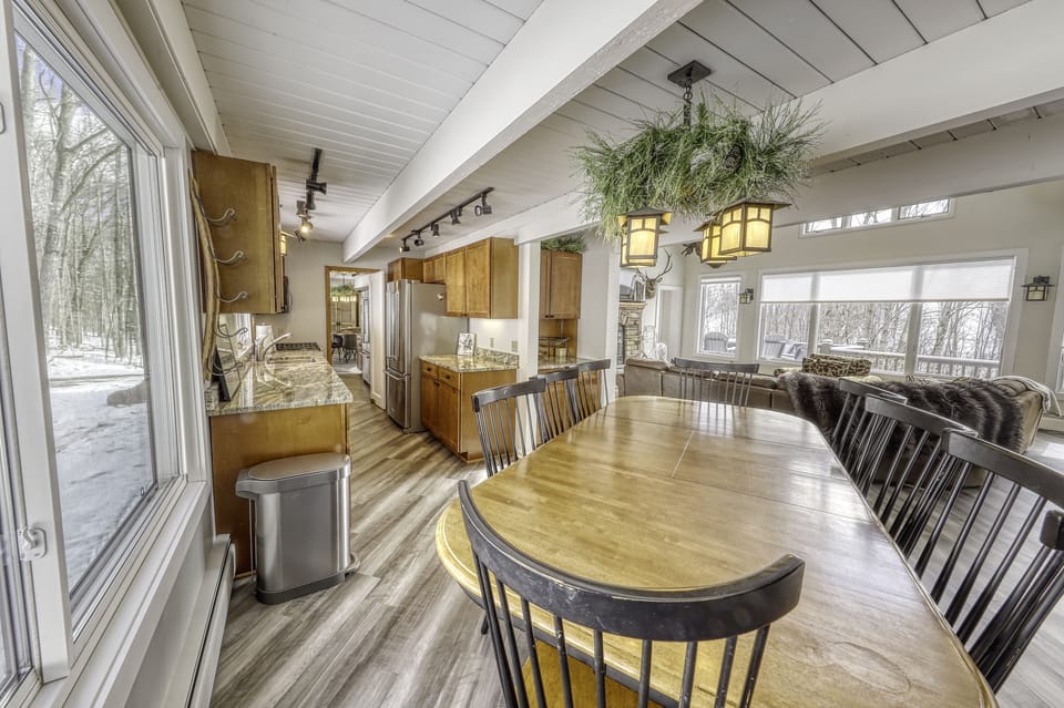 Left side kitchen