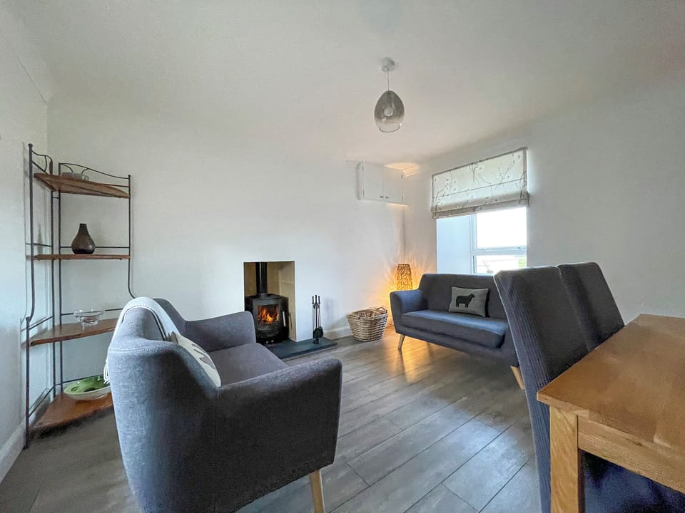 Living room/dining room | Willow Cottage, Sandwick
