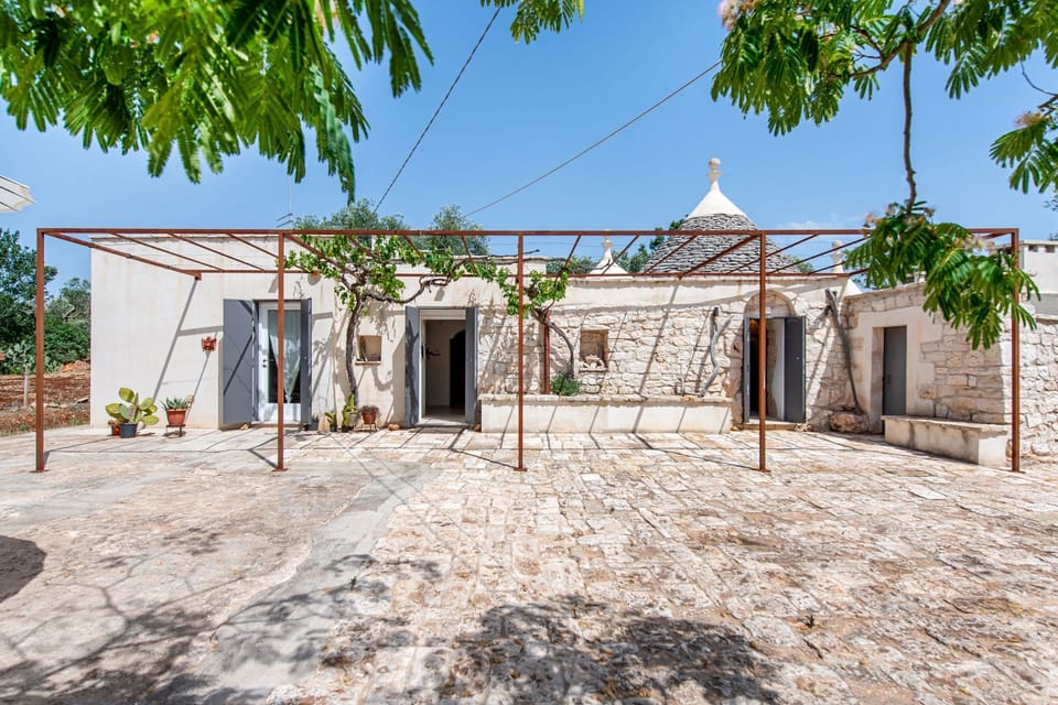 Front view of the trullo