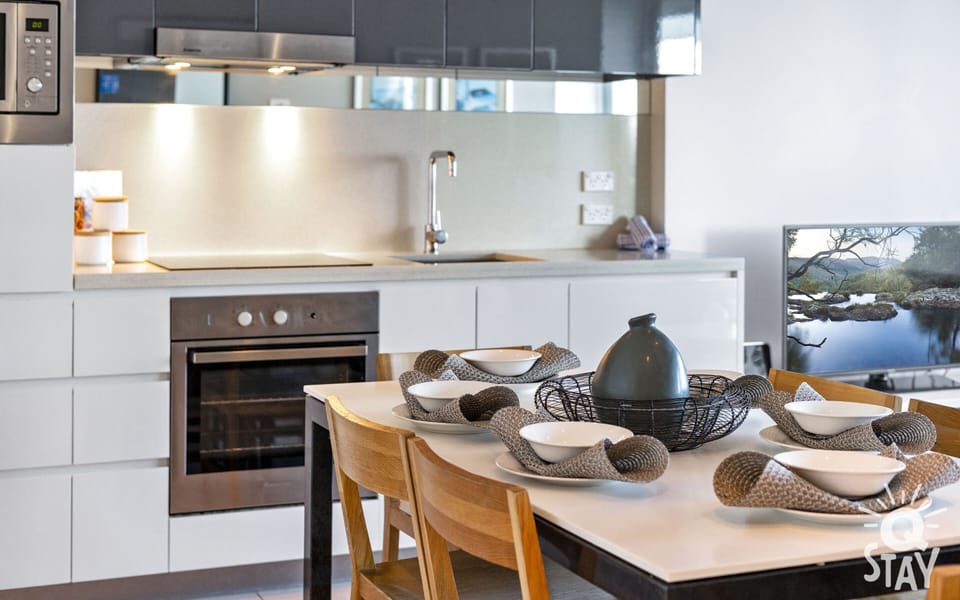 Fully equipped modern kitchen
