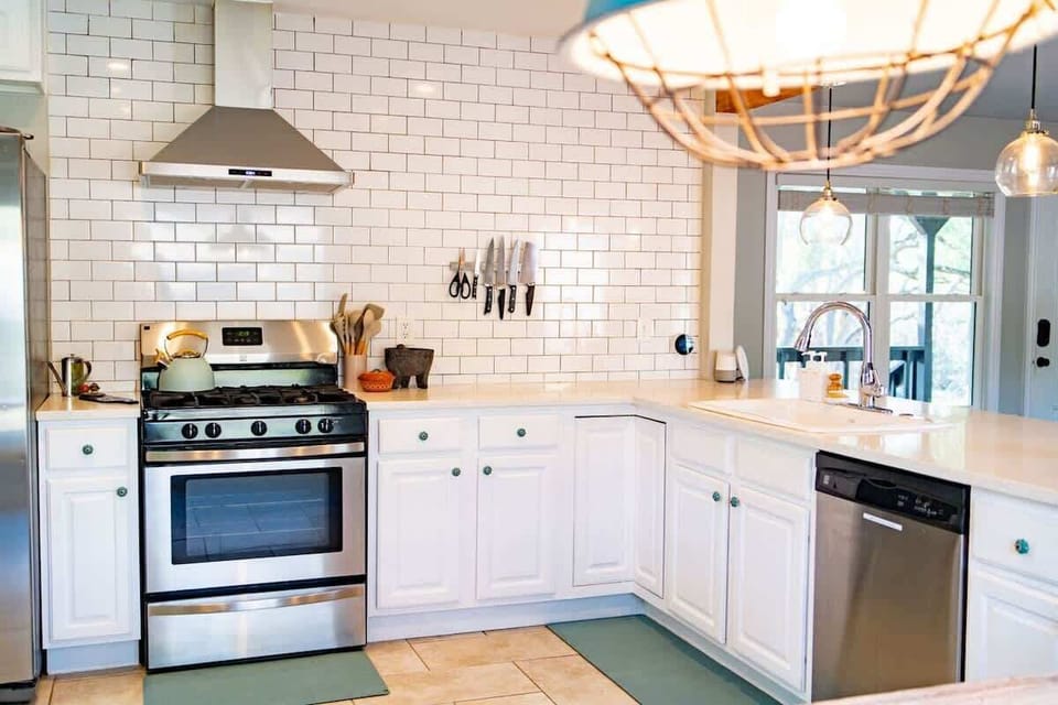 A modern kitchen is available in the Casa for your home-cooked meals! Kitchen utensils/pots are available as well to make cooking more convenient for you.