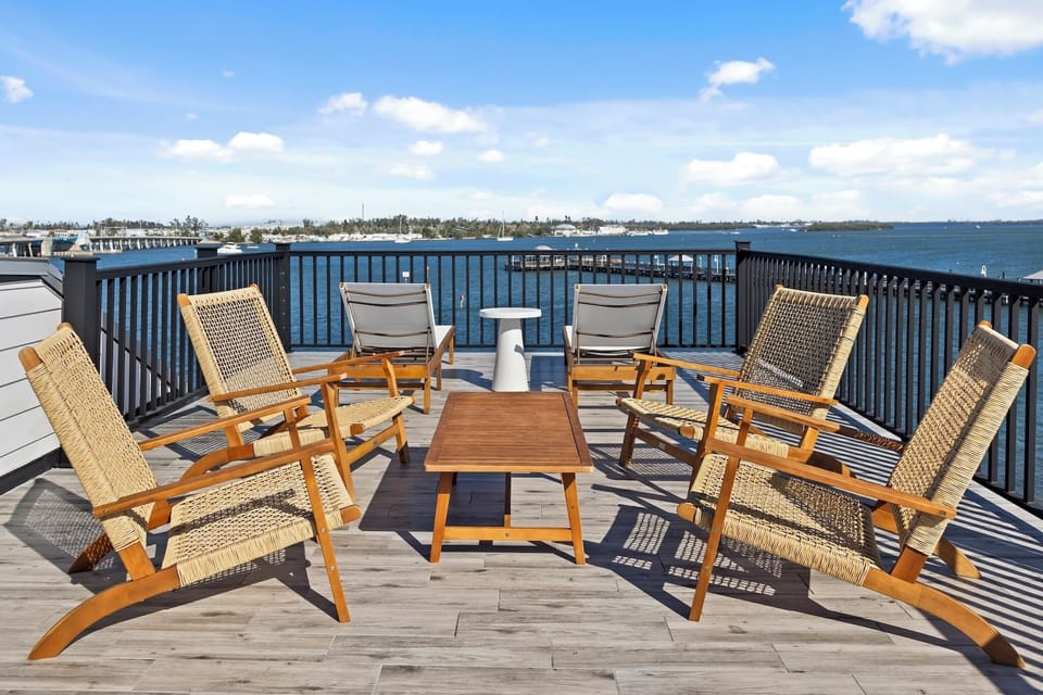 Rooftop Deck