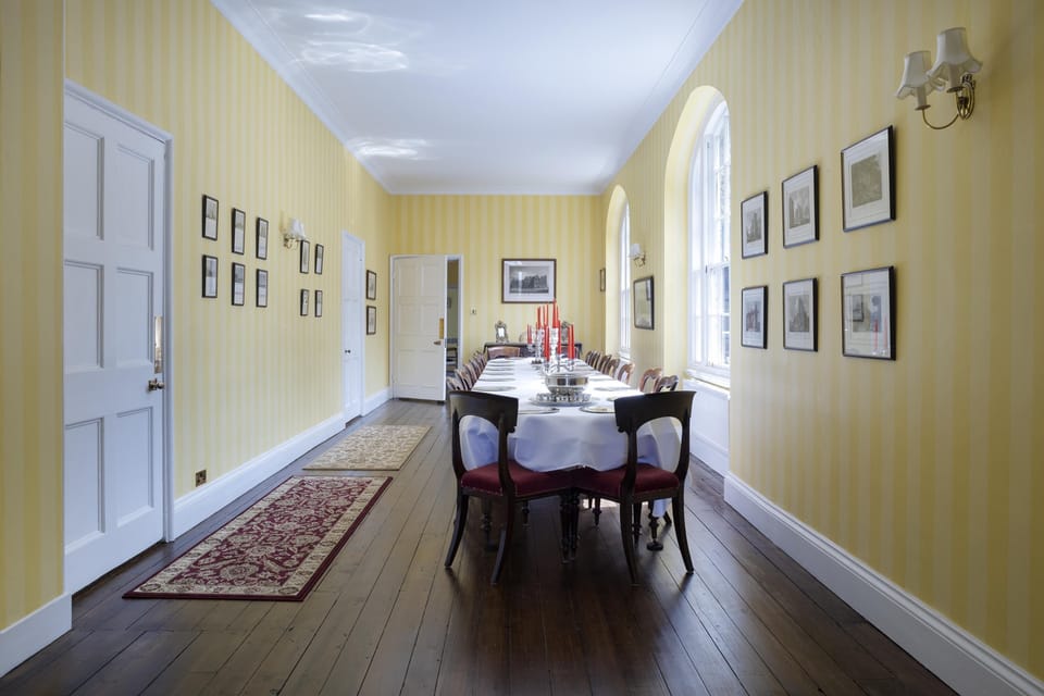 Banquet hall