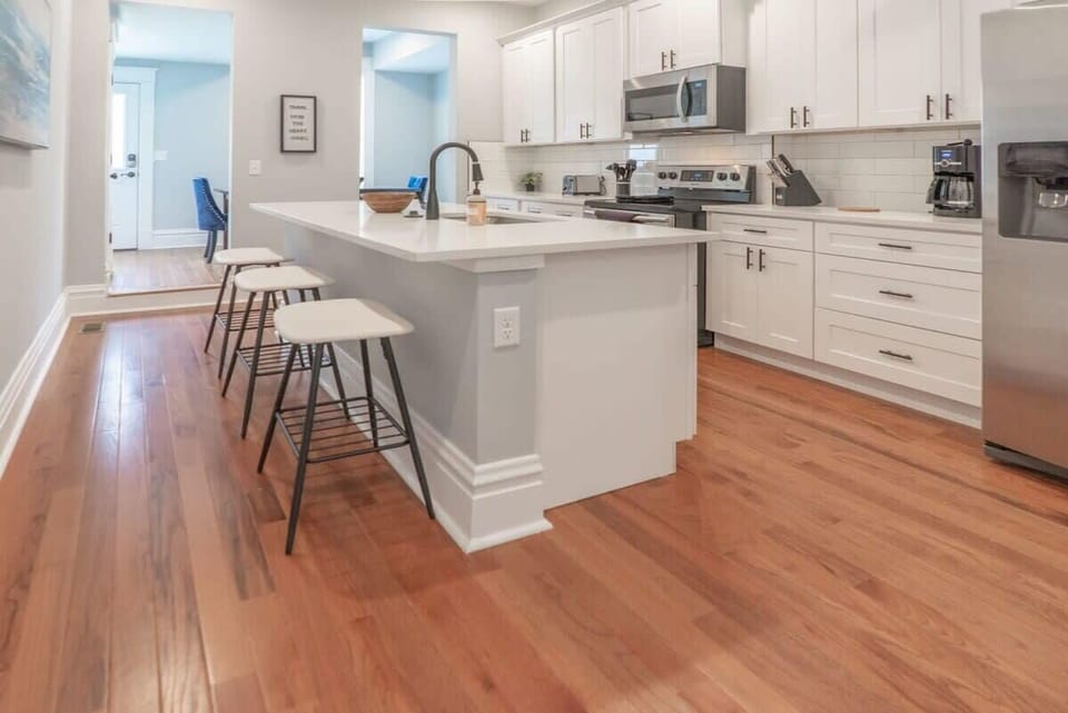 Townhouse #1 - You'll love our eat-in kitchen!